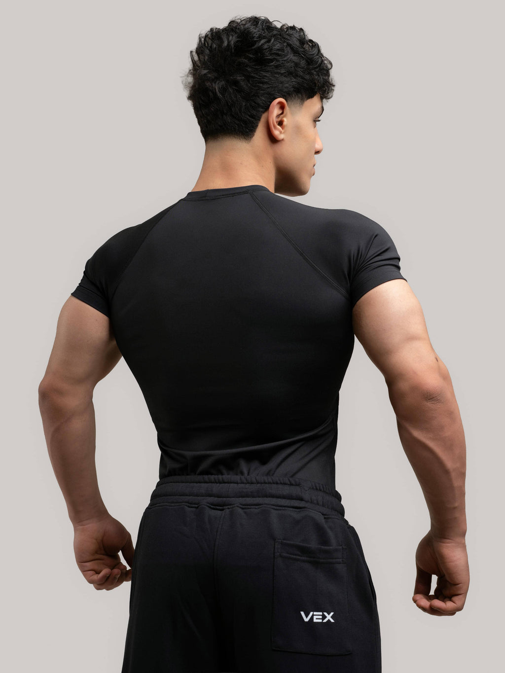 BLACK COMPRESSION T-SHIRT