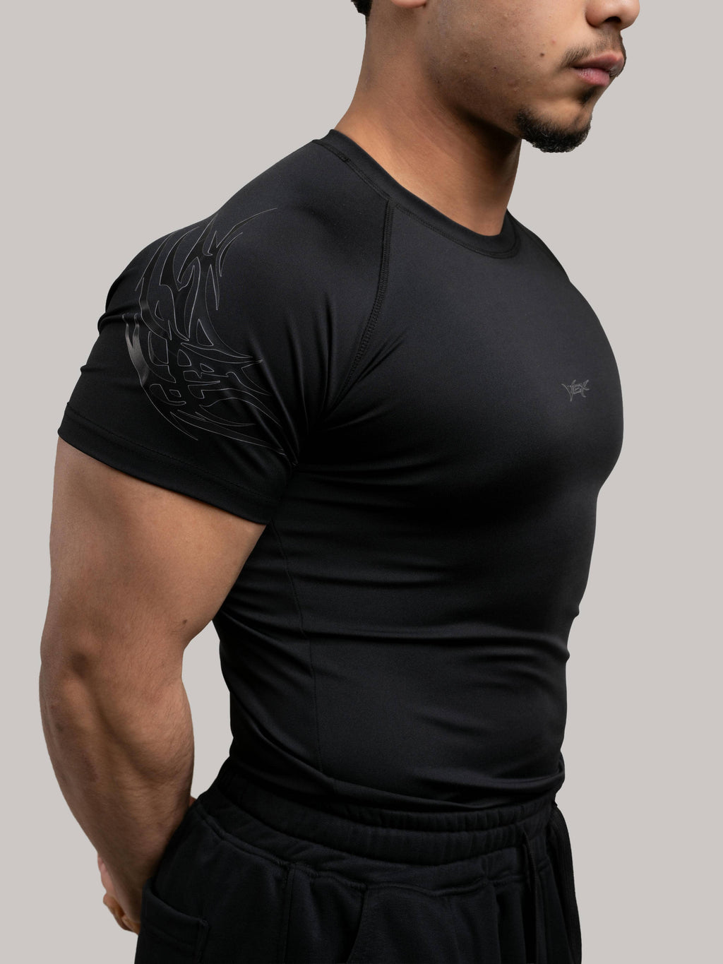 VEX ATHLETIC COMPRESSION TEE-BLACK