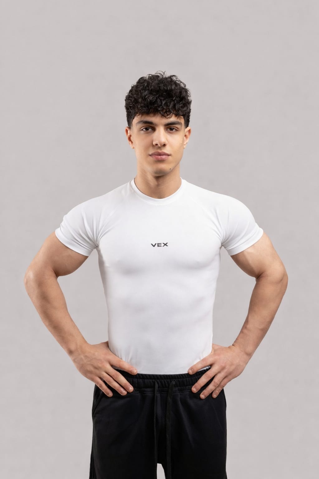 WHITE COMPRESSION T-SHIRT